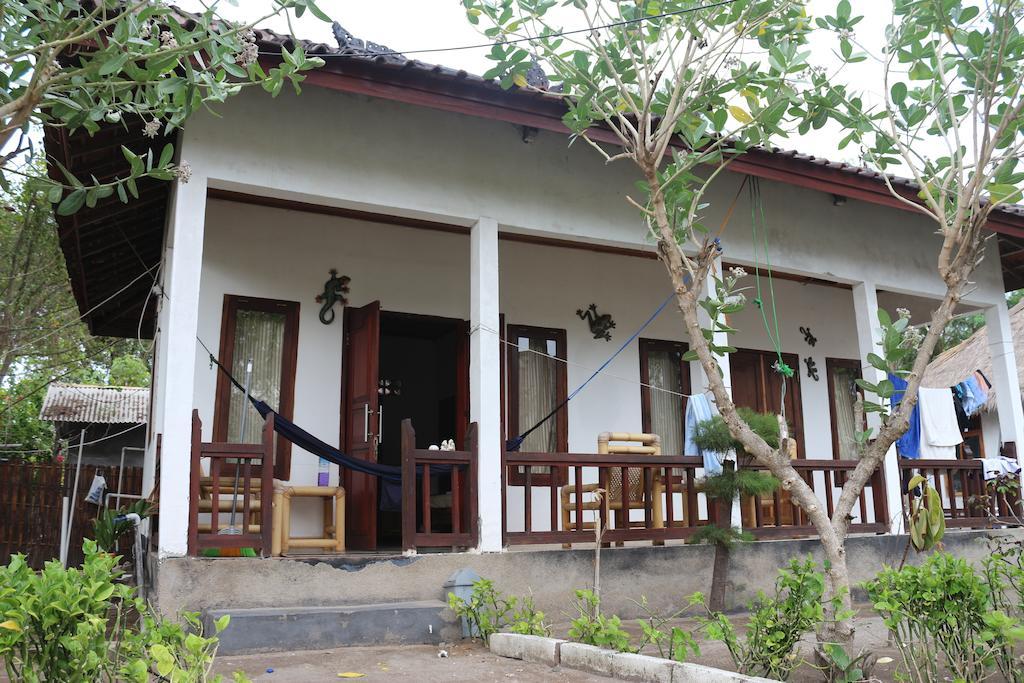 Star Bar And Bungalows Gili Air Pokoj fotografie