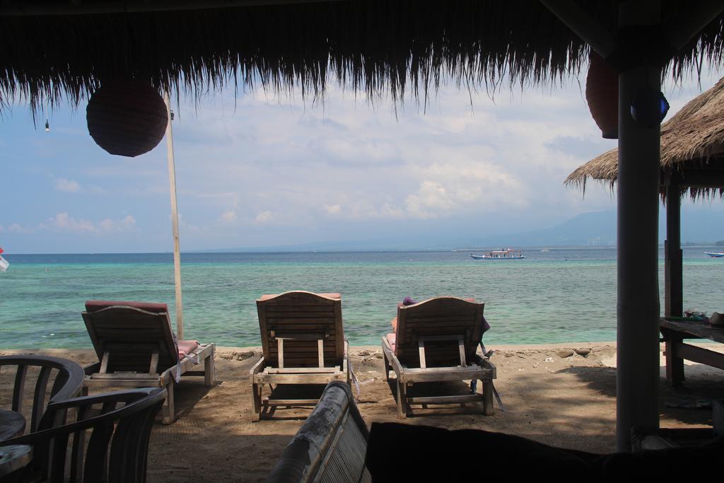 Star Bar And Bungalows Gili Air Exteriér fotografie