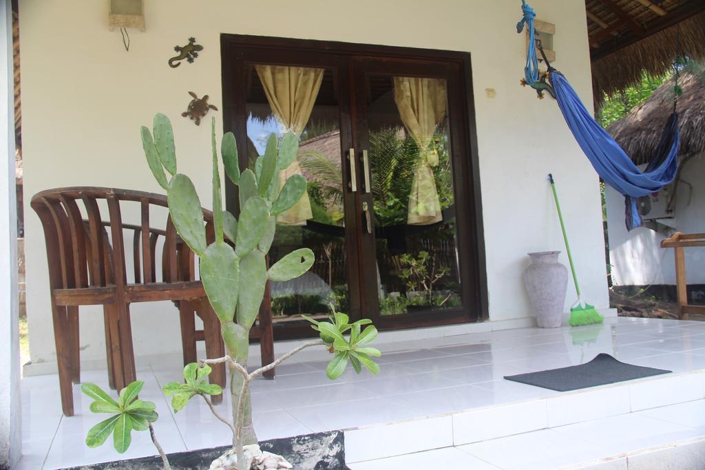 Star Bar And Bungalows Gili Air Exteriér fotografie