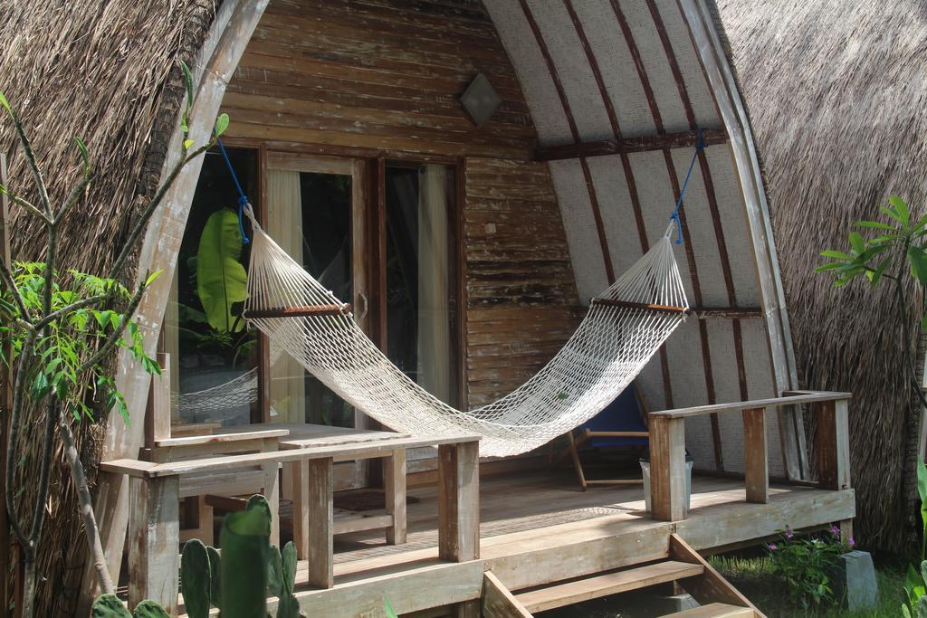 Star Bar And Bungalows Gili Air Exteriér fotografie