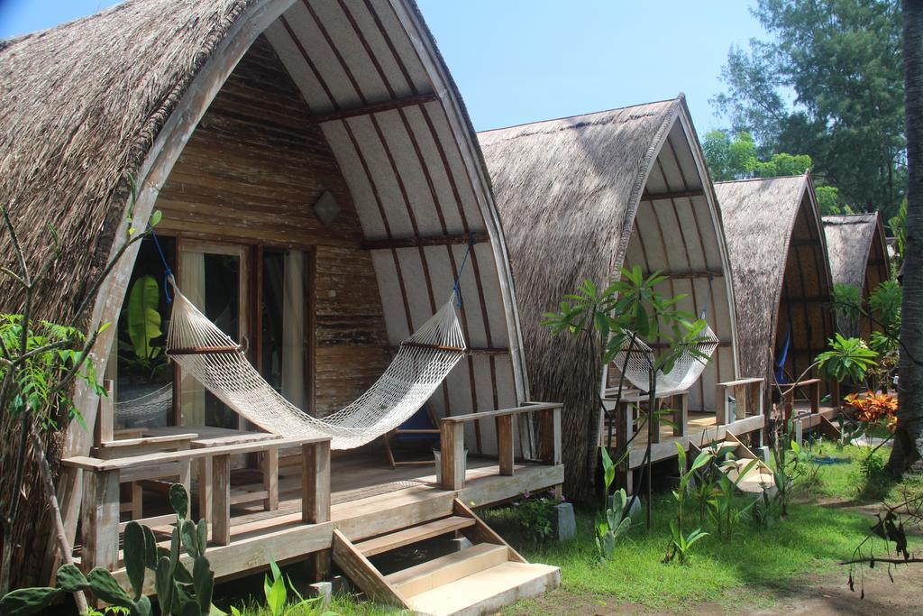 Star Bar And Bungalows Gili Air Exteriér fotografie