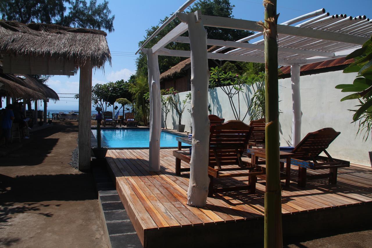 Star Bar And Bungalows Gili Air Exteriér fotografie