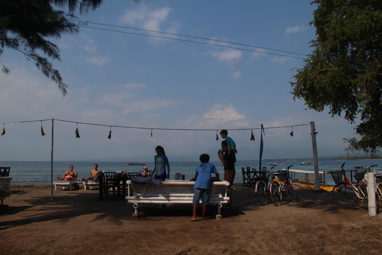 Star Bar And Bungalows Gili Air Exteriér fotografie