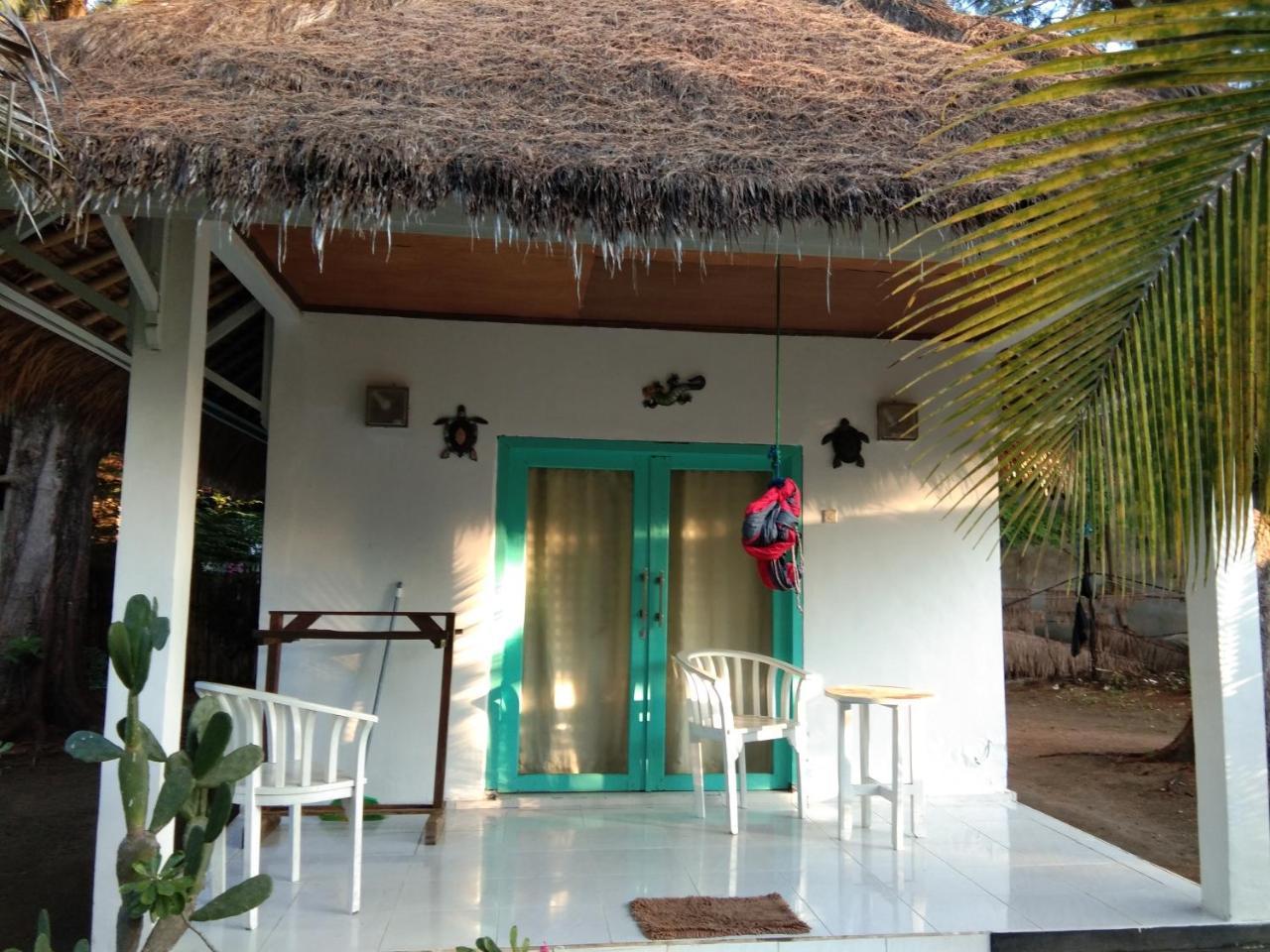 Star Bar And Bungalows Gili Air Exteriér fotografie
