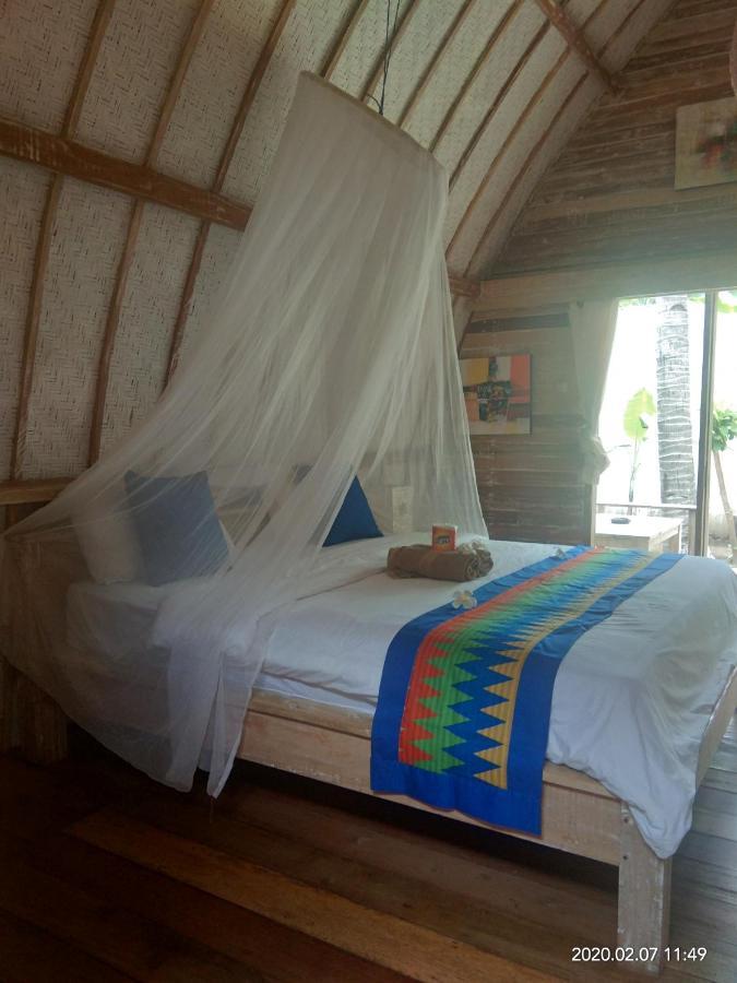 Star Bar And Bungalows Gili Air Exteriér fotografie